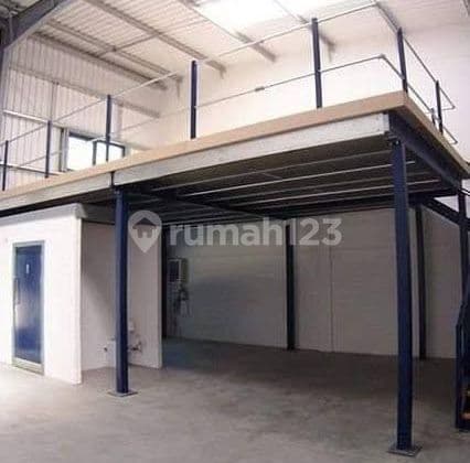 Gudang Akses Kontainer Siap Pakai Ada Dek Besi Mutiara Tambaklangon