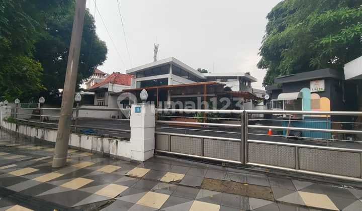 Bangunan Ex Resto Komersial Area Strategis Siap Pakai Cocok Untuk Kuliner Usaha Raya Sulawesi