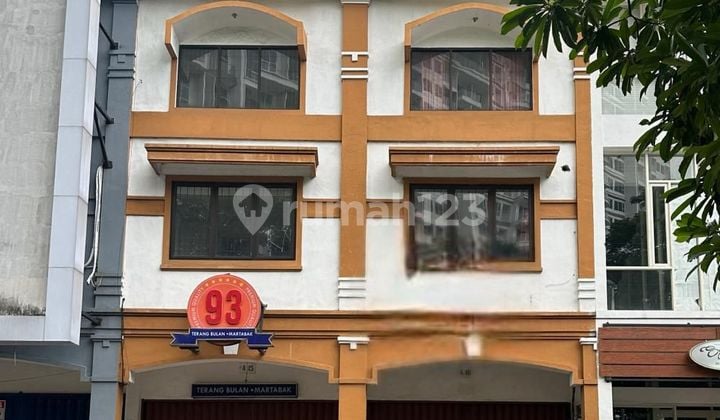 Ruko Puncak Permai Square Siap Pakai Cocok untuk Usaha Nol Jalan Area Komersial Parkiran Luas