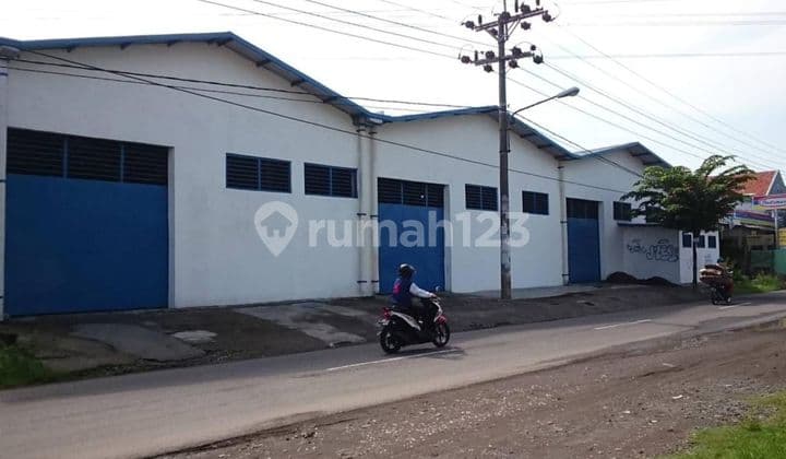 Gudang di Raya Wisma Lidah Kulon, Surabaya 561 M Bagus HGB Gudang Nol Jalan Lidah Kulon Lakarsantri Row Lebar Langka Murah Surabaya Barat Siap Pakai