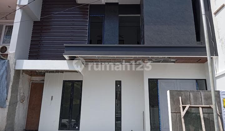 Rumah Baru Gress Minimalis Row Lebar Mewah Full Granite Sutorejo Prima Selatan