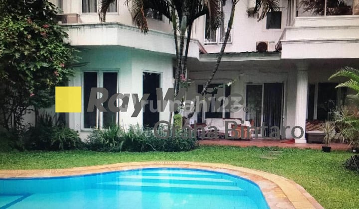 Dijual Rumah di Komplek Town House Cilandak