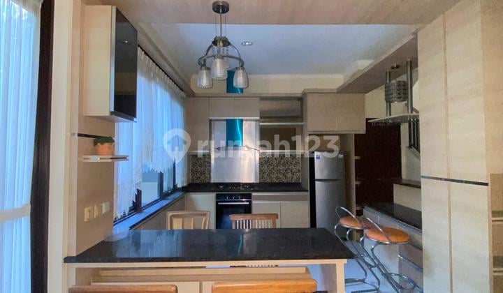 Rumah 2 lt Di Sewakan Furnish Bagus Sekali Dekat Jungle Land Sentul City, Bogor