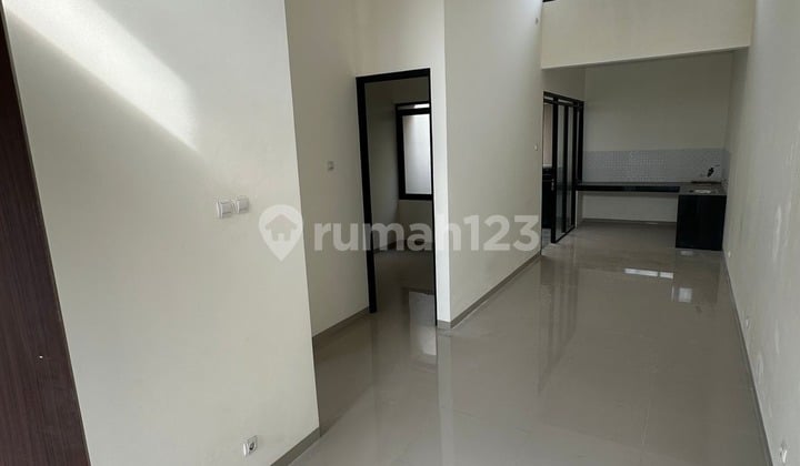 Rumah Baru Modern Minimalis Siap Huni di Sayap Taman Kopo Indah