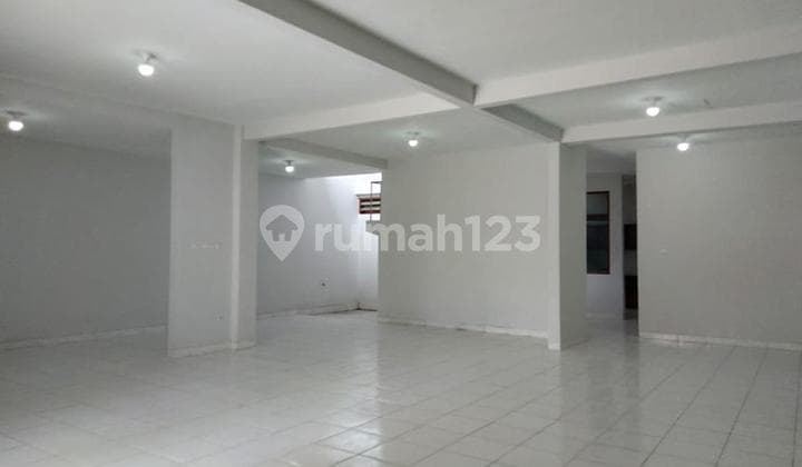 Business Space Suitable for Warehouses and Offices in Kiaracondong
