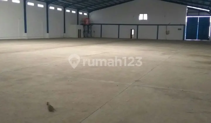 Gudang baru sangat siap pakai di Cibolerang Kopo, Bandung