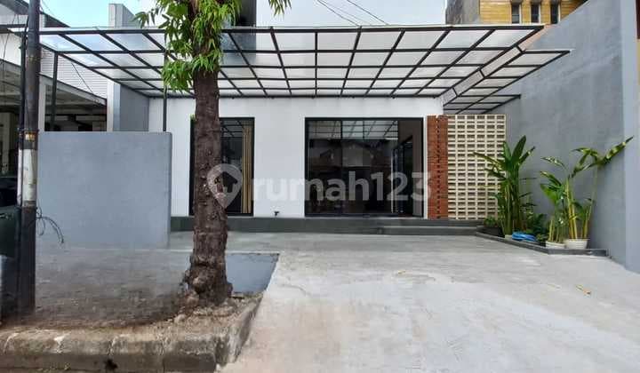 Rumah Cantik Estetik Sektor 6 Bintaro Siap Huni