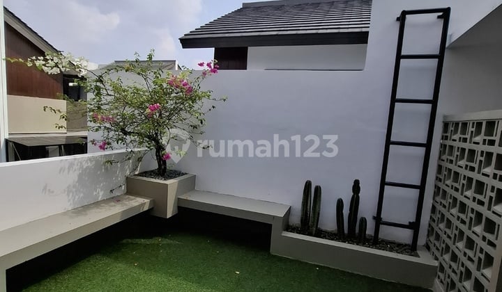 Rumah Bintaro Free DP dan Surat Siap Huni, 3 Lantai ada Attic
