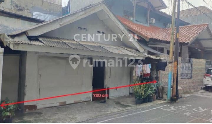 Rumah Tua Hitung Tanah Lingkingan Nyaman Dibawah 2M di Kayu Putih