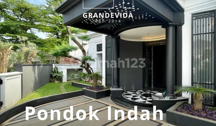 RUMAH MEWAH KONDISI BARU SIAP HUNI DESIGN CLASSIC JALAN LEBAR DI PONDOK INDAH JAKARTA SELATAN