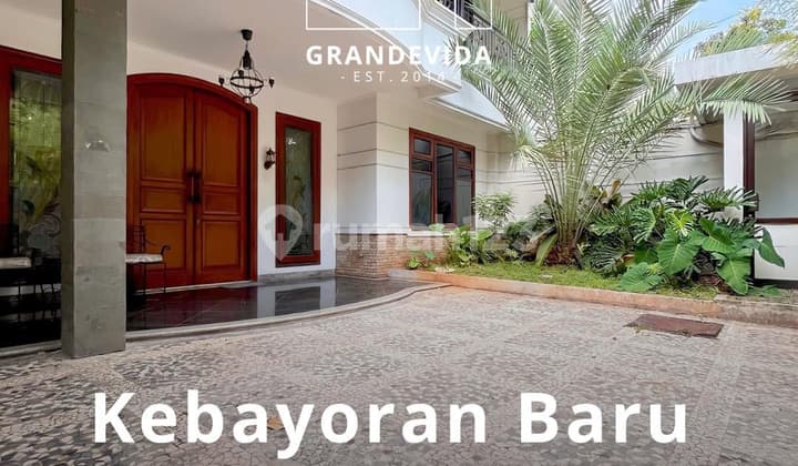 RUMAH DESIGN CLASSIC JALAN LEBAR POSISI BAGUS COCOK UNTUK TINGGAL ATAU KANTOR