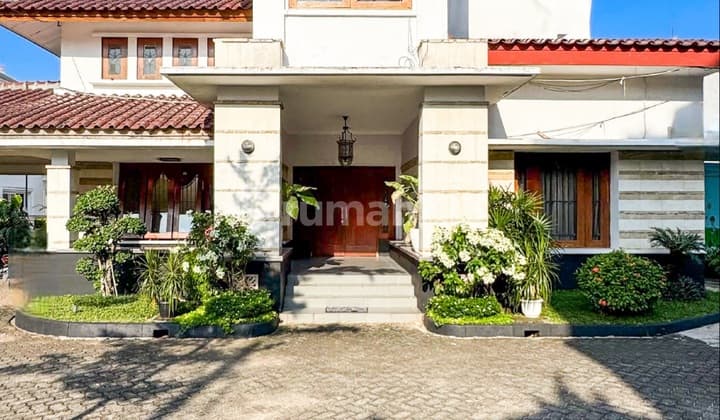 Large Land Suitable for Luxury Homes or Townhouse Development Near Cilandak Andara Toll Road