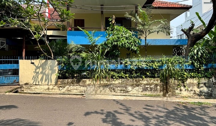 Old House with Land Next to SCBD Senopati