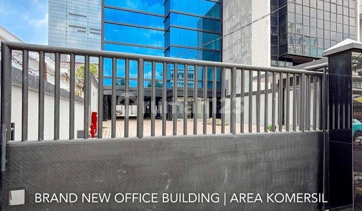 Brandnew Office Building 6 ½ Lantai, Area Komersil, Akses Bagus Dekat ke Pusat Kota