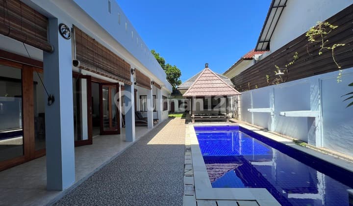 Minimalist Spacious Space House At Nusa Dua