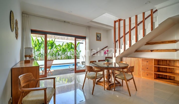 Beutiful 3 Bedrooms Villa Minimalis Modern Style Close With Bali Kiddy School Lacation Kerobokan