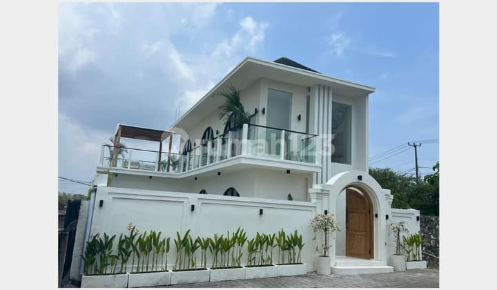 4 Bedrooms Minimalist Modern Style Location At Ungasan