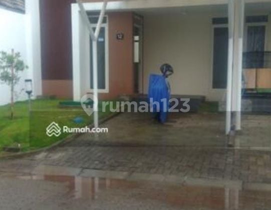 Di jual rumah siap pakai perumahan graha padma cluster lavender