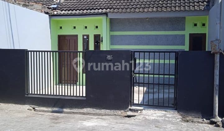 Di jual rumah siap pakai perumahan arion 1 mranggen