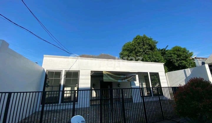 Di Jual Rumah Atau Tmpt Usaha Siap Pakai Blambangan Surabaya