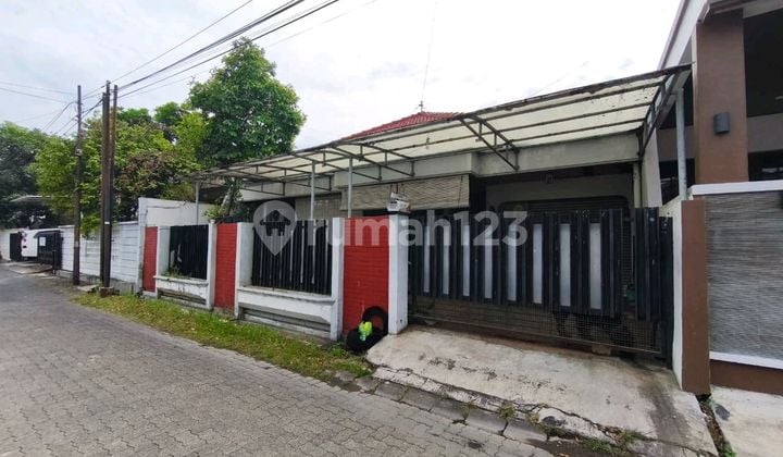 Di Jual Rumah Tengah Kota Perumahan Pondok Indrapasta