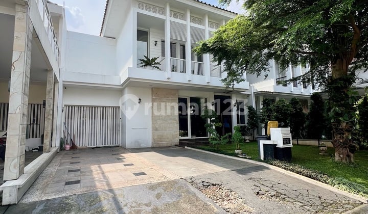 Please Negotiate If Suitable! Modern House in Pelangi Alam Sutera Cluster, Elite Area for Sultans, Best Strategic Location in Alam Sutera.