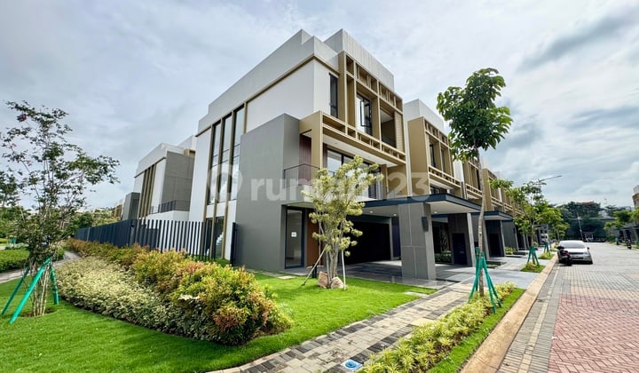 Premium Corner Home! Enchante Bsd! Lingkungan Prime Banyak Taman! Cocok Untuk Sultan Bsd! Siap Huni Bisa Kpr Dibantu Sampai Approved