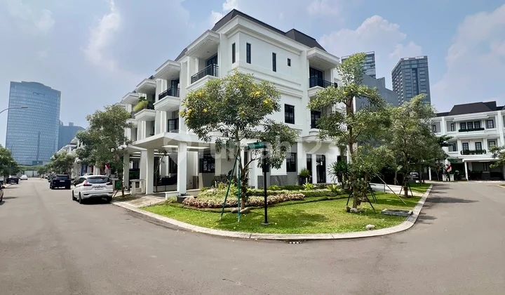 Turun Harga! Serasa di Eropa! Unit Paling Special di Sutera Winona! Rumah Full Taman! Kawasan Terbaik untuk Tinggal Hanya 3 Menit ke Toll