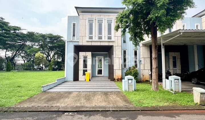 Dream Home In Orlanda Cluster! Comfortable And Neat Elite Area! Complete Facilities And Very Guaranteed Security