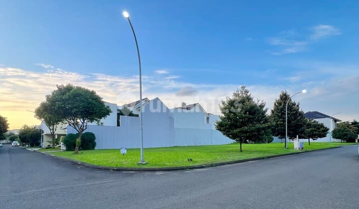 Hadap Timur! Area Prime Lingkungan Nyaman Serasa di Luar Negeri! Sutera Victoria Alam Sutera