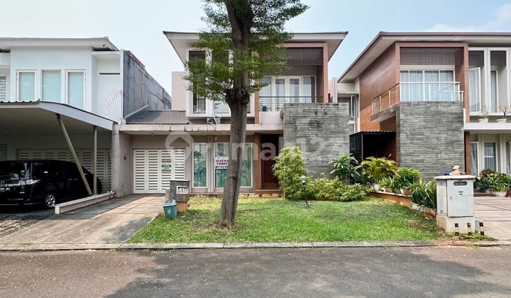 Rumah Rasa Villa! Pasti Suka! bisa Nego! Area Elite dan Premium Lokasi Superrr Strategis Berada di Pusat Alam Sutera Hanya 5 Menit ke Toll dan Mall Rumah Bagus SHM di Jl. Alam Sutera Boulevard, Pakualam, Kec. Serpong Utara, Kota Tangerang Selatan, Banten,