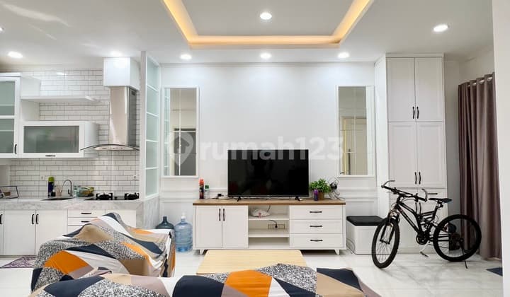 Just Bring Your Suitcase! Ready-to-Live Home in Leora Cluster, Alam Sutera Premium Location Best Facilities Near Mall in Leora Cluster, Alam Sutera Housing, Alam Utama Street, Paku Alam, North Serpong, South Tangerang City, Banten, Indonesia, 15320, Alam Sutera