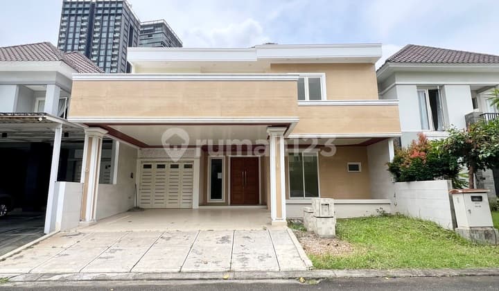 Fully Renovated! Turun Harga! Rumah Siap Huni di Cluster Paling Favorit! Kawasan Premium Fasilitas Bintang 5 Harga bisa Nego Rumah Bagus di Jl. Alam Sutera Boulevard, Pakualam, Kec. Serpong Utara, Kota Tangerang Selatan, Banten, Alam Sutera SHM