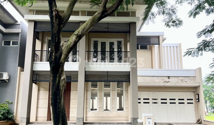 Rumah Rasa Villa! Depan Sport Lounge! Satu Satunya Barang Langka Kawasan Paling Sejuk Di Cluster Aurora Lokasi Super Strategis 1 Menit Dari Toll Rumah Bagus Shm Di Jl. Alam Sutera Boulevard, Pakualam, Kec. Serpong Utara, Kota Tangerang Selatan, Banten, Al