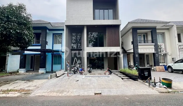 Rumah Baru! Design Modern! All Top Materials! Sutera Feronia Alam Sutera Posisi Di Jalan Utama Kawasan Rindang Harga Bisa Nego Gratis Survey