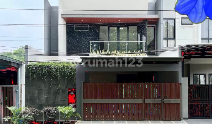 Rumah Baru! Design Modern! Taman Chrysant Bsd! Kawasan Nyaman Untuk Tinggal Selangkah Ke Toll! Cocok Bisa Nego
