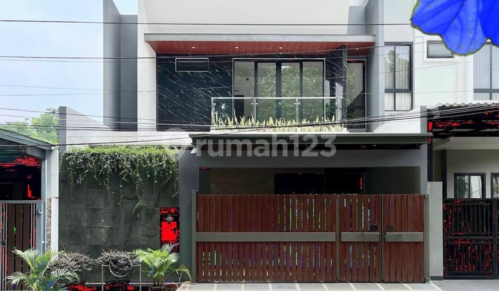 Rumah Baru! Design Modern! Taman Chrysant Bsd! Kawasan Nyaman Untuk Tinggal Selangkah Ke Toll! Cocok Bisa Nego