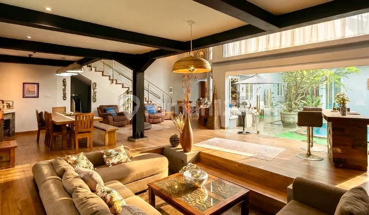 Rumah Rasa Villa! Fully Furnished Cantik di Fresco Aria BSD! Kawasan Tenang Sejuk Bebas Banjir Rumah Rasa Villa! Fully Furnished Cantik di Fresco Aria BSD! Kawasan Tenang Sejuk Bebas Banjir