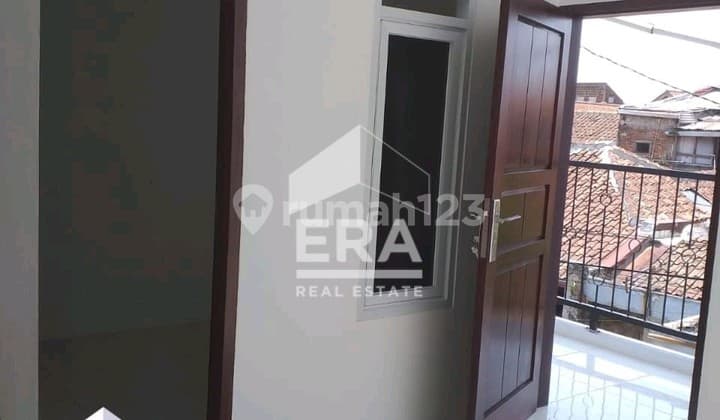 2-Story Minimalist House in Sayap Kurdi, Astana Anyar Bandung