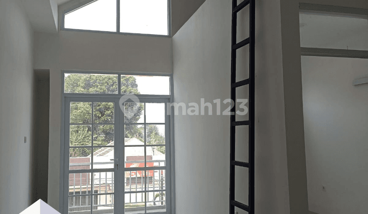 Lokasi Strategis Rumah Multifungsi Cocok untuk Usaha di Haji Gofur, Cimahi