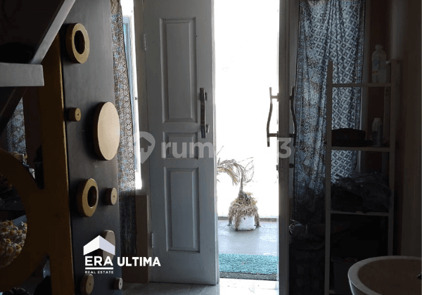 Lokasi Strategis Rumah 3 Lantai Bagus di Cibeber, Cimahi Selatan