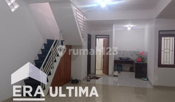 Two-Story Semi-Furnished House in Antapani, Bandung.