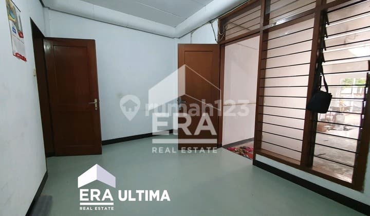 Rumah Paviliun 2 Lt. Cocok Utk Usaha/kantor Di Cihapit Dekat Gedung Sate Kota Bandung.