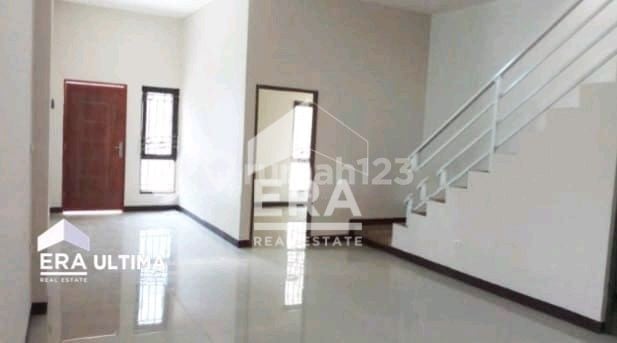 Rumah Minimalis Bagus 2 Lantai di Sayap Inhoftank