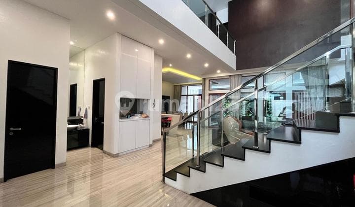 Rumah Mewah Taman Resort Mediterania Pik 15x30 Full Furnish