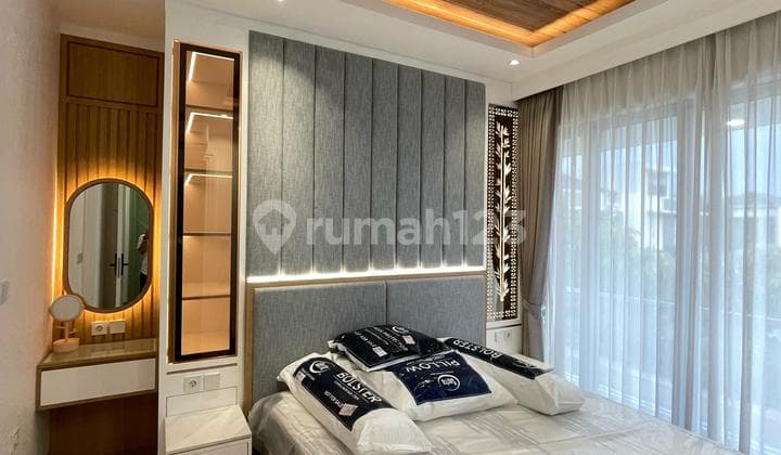 Rumah pik2 cluster tampa 8x10 full furnished design interior SHM