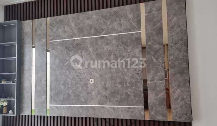 Rumah golf island PIK 8x20 semi furnished rapih siap huni