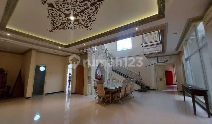 Ptr04. Cokroaminoto Street House, Central Surabaya