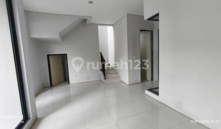 2028. For Sale: Ruby Delima North Cluster House, Pokcan, Waru, Sidoarjo.