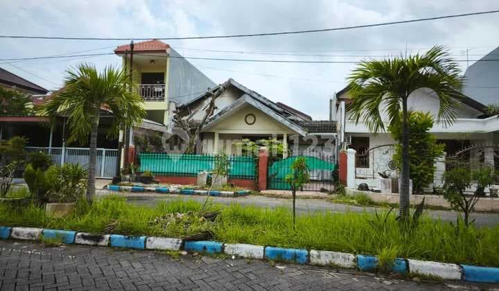1886. House in Perumahan Juanda Harapan Permai
